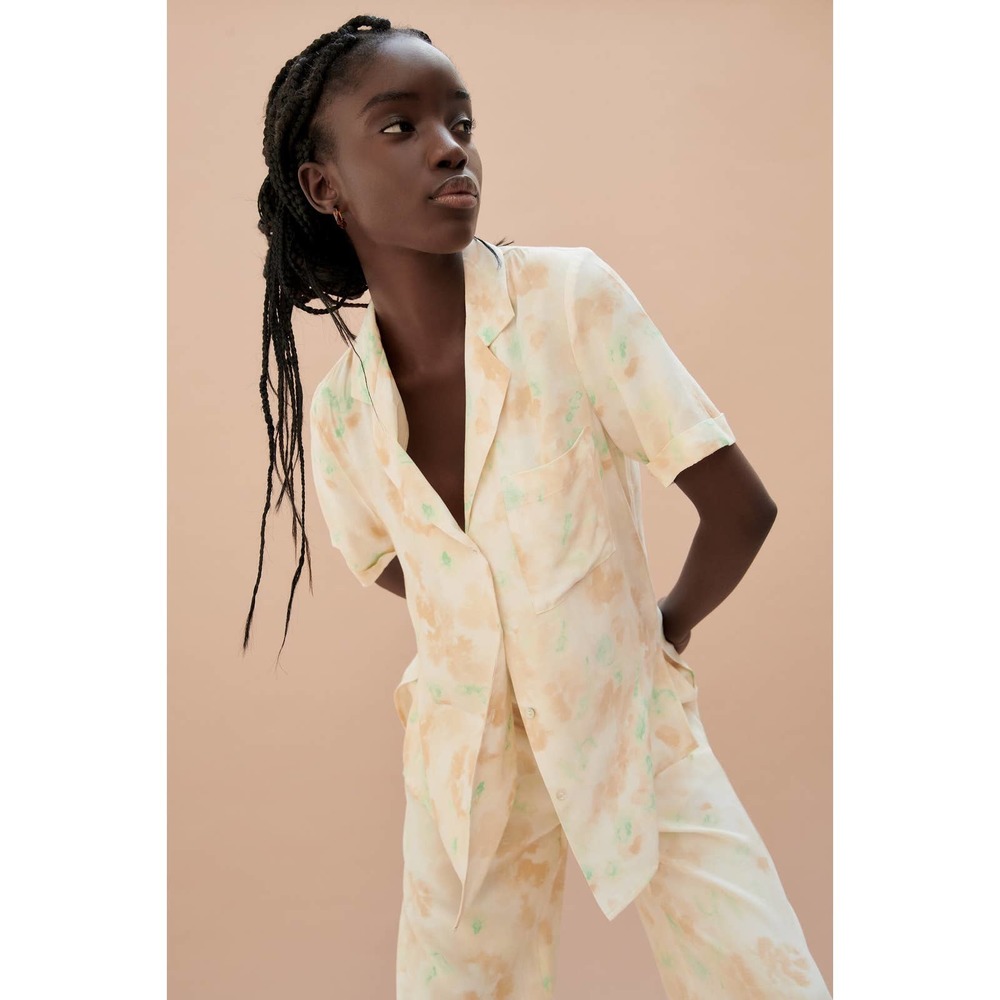 Zara Button Up Shirt in White Watercolor Print Size M